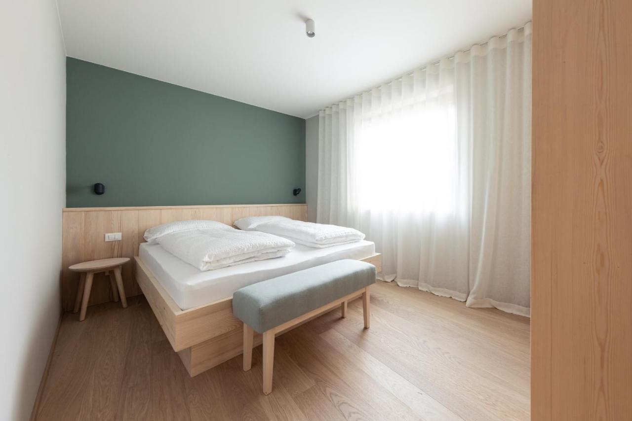 Solis Apartments Лана Екстериор снимка