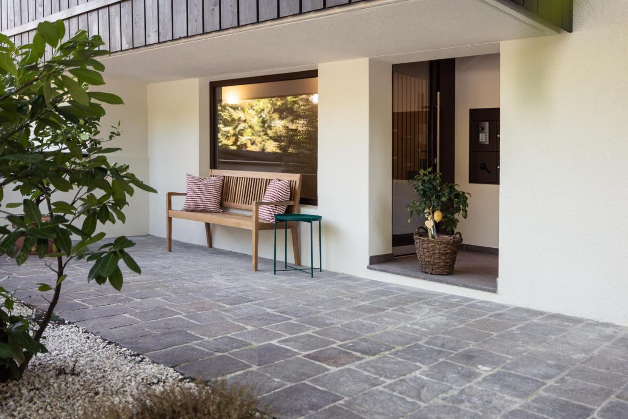 Solis Apartments Лана Екстериор снимка