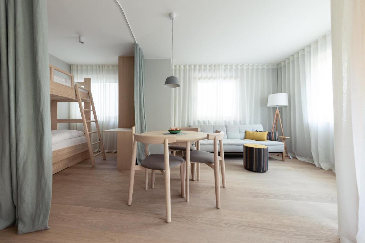 Solis Apartments Лана Екстериор снимка