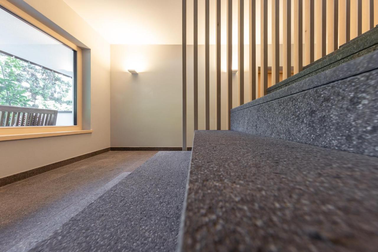 Solis Apartments Лана Екстериор снимка