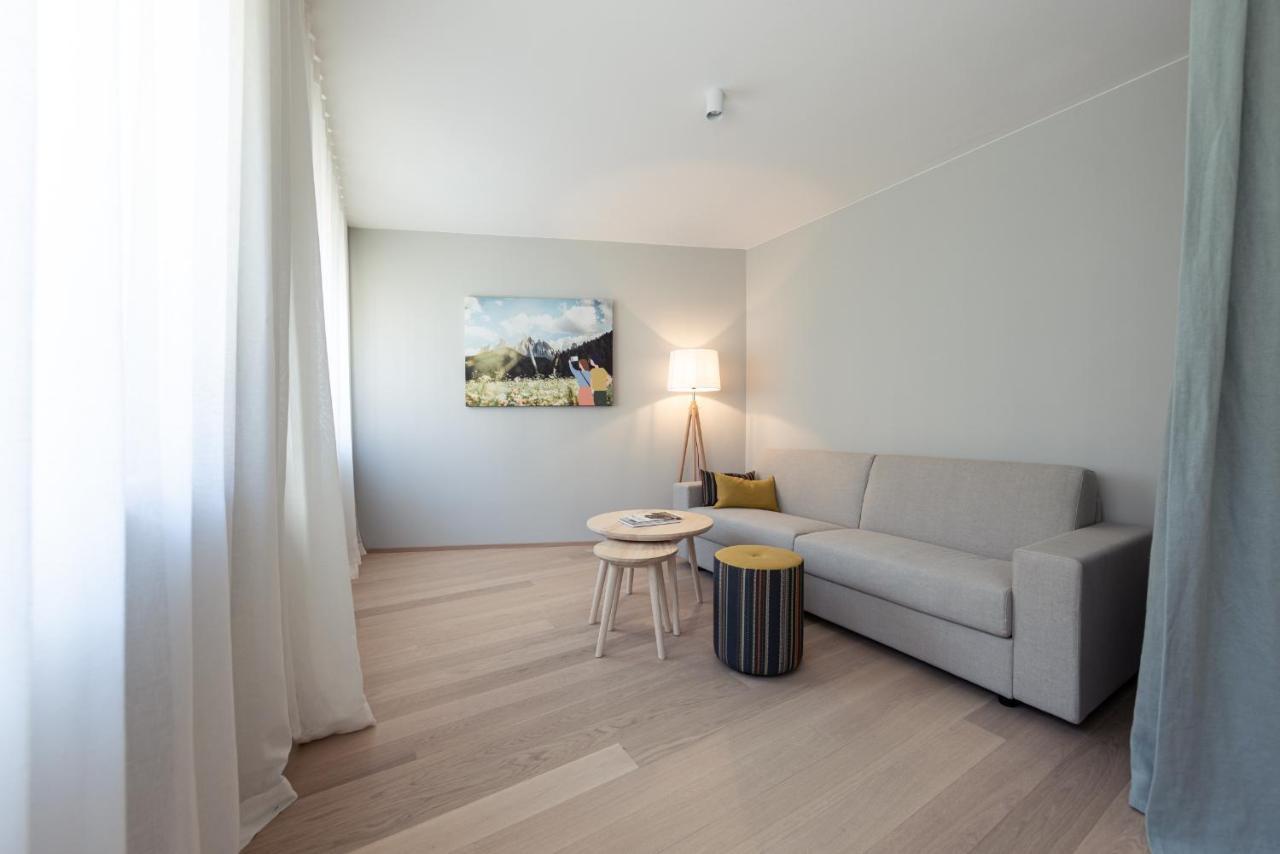 Solis Apartments Лана Екстериор снимка